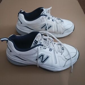 New Balance 608 Men's Sneakers  Runnig Shoes White Black Good Conditions SZ 12